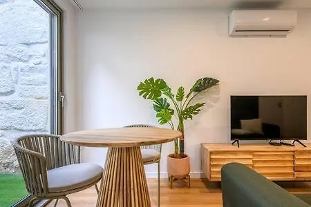Liiiving In - Downtown Essence B Apartment Porto